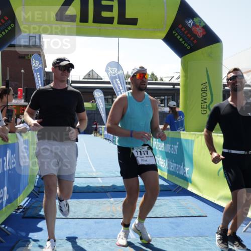 09.08.2026 - GEWOBA Citytriathlon Bremen Yannick Fuchs http://msf.ph/oto/9944499 09.08.2026 14:18:04 Ziel 826, 1117 meine-sportfotos.de