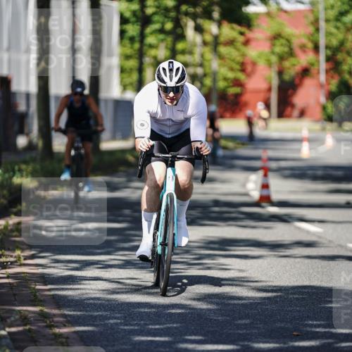 09.08.2026 - GEWOBA Citytriathlon Bremen Michael Burmester http://msf.ph/oto/9944505 09.08.2026 10:33:45 Radfahren 215, 280, 455, 474, 492, 510, 532 meine-sportfotos.de