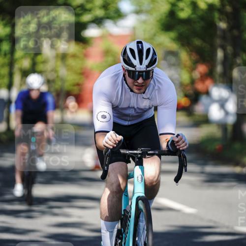 09.08.2026 - GEWOBA Citytriathlon Bremen Michael Burmester http://msf.ph/oto/9944509 09.08.2026 10:33:46 Radfahren 215, 280, 455, 474, 492, 510, 532 meine-sportfotos.de