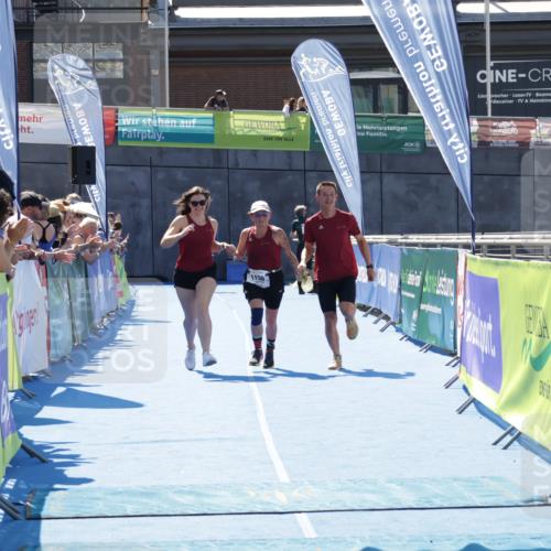 09.08.2026 - GEWOBA Citytriathlon Bremen Yannick Fuchs http://msf.ph/oto/9944523 09.08.2026 14:18:27 Ziel 1150 meine-sportfotos.de