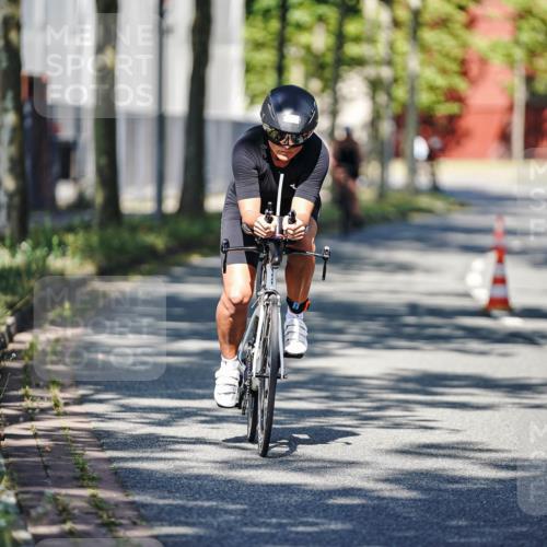 09.08.2026 - GEWOBA Citytriathlon Bremen Michael Burmester http://msf.ph/oto/9944566 09.08.2026 10:34:12 Radfahren 292, 306, 477, 490, 495, 522 meine-sportfotos.de