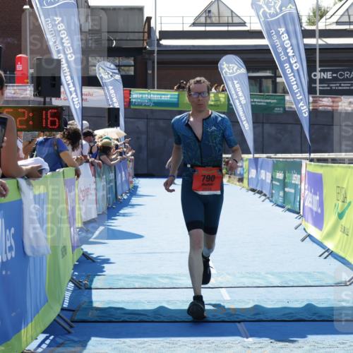 09.08.2026 - GEWOBA Citytriathlon Bremen Yannick Fuchs http://msf.ph/oto/9944570 09.08.2026 14:18:38 Ziel 790 meine-sportfotos.de