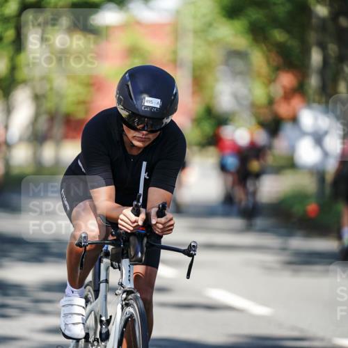 09.08.2026 - GEWOBA Citytriathlon Bremen Michael Burmester http://msf.ph/oto/9944571 09.08.2026 10:34:13 Radfahren 292, 306, 477, 495 meine-sportfotos.de
