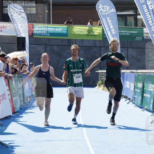 09.08.2026 - GEWOBA Citytriathlon Bremen Yannick Fuchs http://msf.ph/oto/9944589 09.08.2026 14:18:45 Ziel 1159 meine-sportfotos.de
