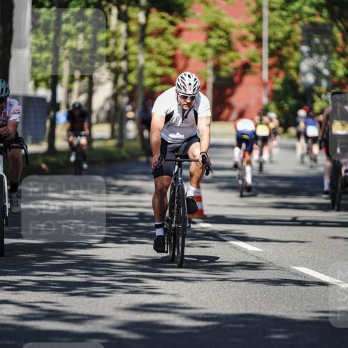 09.08.2026 - GEWOBA Citytriathlon Bremen Michael Burmester http://msf.ph/oto/9944595 09.08.2026 10:34:36 Radfahren 47, 99, 193, 367, 386 meine-sportfotos.de