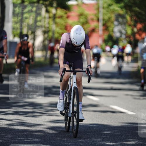 09.08.2026 - GEWOBA Citytriathlon Bremen Michael Burmester http://msf.ph/oto/9944631 09.08.2026 10:34:50 Radfahren 95, 99, 137, 193, 207, 209, 367, 399, 439, 461, 501, 514, 521 meine-sportfotos.de