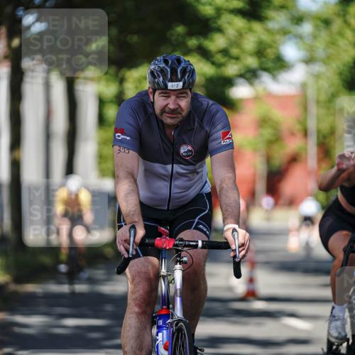 09.08.2026 - GEWOBA Citytriathlon Bremen Michael Burmester http://msf.ph/oto/9944638 09.08.2026 10:34:52 Radfahren 95, 99, 137, 193, 207, 209, 399, 439, 461, 501, 514, 521 meine-sportfotos.de