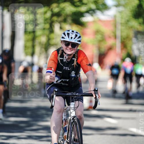 09.08.2026 - GEWOBA Citytriathlon Bremen Michael Burmester http://msf.ph/oto/9944677 09.08.2026 10:35:10 Radfahren 129, 143, 169, 195, 326, 436, 446, 467, 473, 476, 487, 513, 514, 527 meine-sportfotos.de