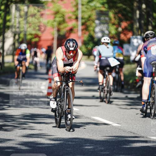 09.08.2026 - GEWOBA Citytriathlon Bremen Michael Burmester http://msf.ph/oto/9944689 09.08.2026 10:35:13 Radfahren 27, 129, 143, 169, 195, 326, 436, 440, 446, 467, 473, 476, 487, 513, 527 meine-sportfotos.de