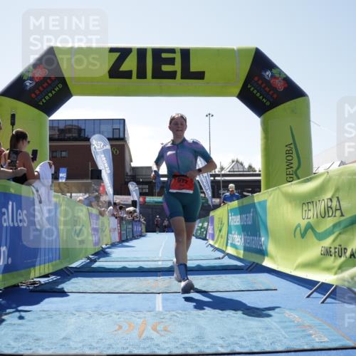 09.08.2026 - GEWOBA Citytriathlon Bremen Yannick Fuchs http://msf.ph/oto/9944720 09.08.2026 14:19:34 Ziel 912 meine-sportfotos.de