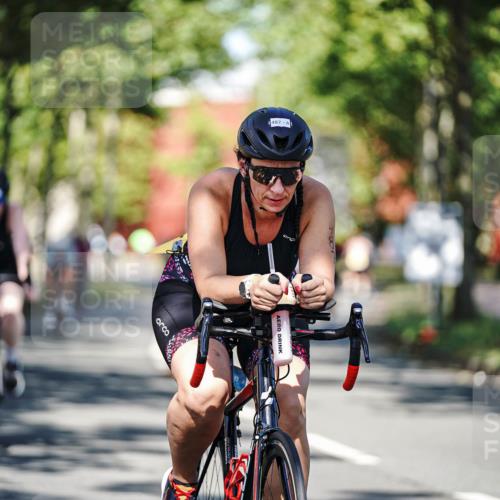09.08.2026 - GEWOBA Citytriathlon Bremen Michael Burmester http://msf.ph/oto/9944725 09.08.2026 10:35:21 Radfahren 3, 27, 129, 143, 169, 175, 189, 195, 243, 326, 436, 440, 446, 467, 473, 476, 487, 527 meine-sportfotos.de
