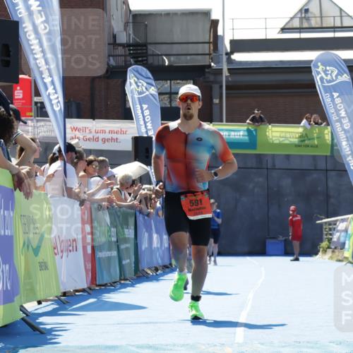 09.08.2026 - GEWOBA Citytriathlon Bremen Yannick Fuchs http://msf.ph/oto/9944726 09.08.2026 14:19:42 Ziel 591, 938 meine-sportfotos.de