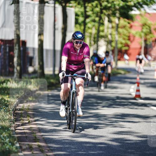 09.08.2026 - GEWOBA Citytriathlon Bremen Michael Burmester http://msf.ph/oto/9944752 09.08.2026 10:35:28 Radfahren 3, 15, 27, 57, 87, 129, 175, 189, 195, 243, 326, 361, 440, 487, 504 meine-sportfotos.de
