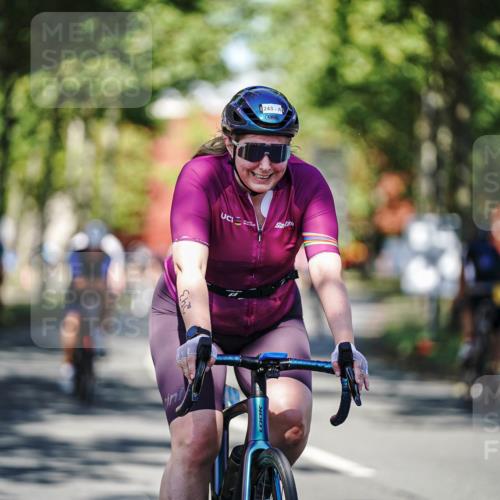 09.08.2026 - GEWOBA Citytriathlon Bremen Michael Burmester http://msf.ph/oto/9944754 09.08.2026 10:35:29 Radfahren 3, 15, 27, 57, 87, 175, 189, 195, 243, 326, 361, 440, 487, 504 meine-sportfotos.de