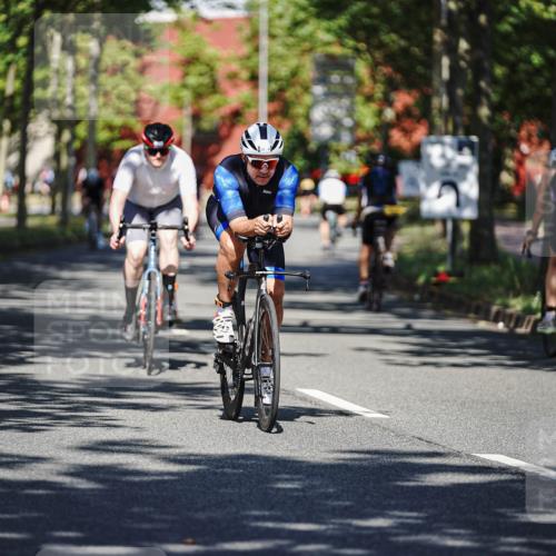 09.08.2026 - GEWOBA Citytriathlon Bremen Michael Burmester http://msf.ph/oto/9944756 09.08.2026 10:35:30 Radfahren 3, 15, 27, 43, 57, 87, 141, 175, 189, 243, 326, 361, 440, 504 meine-sportfotos.de