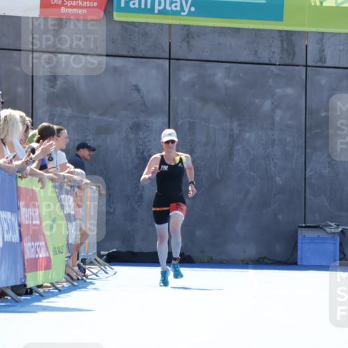 09.08.2026 - GEWOBA Citytriathlon Bremen Yannick Fuchs http://msf.ph/oto/9944786 09.08.2026 14:20:20 Ziel  meine-sportfotos.de
