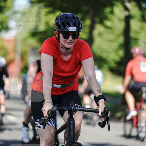 09.08.2026 - GEWOBA Citytriathlon Bremen Michael Burmester http://msf.ph/oto/9944811 09.08.2026 10:35:46 Radfahren 17, 29, 37, 43, 107, 119, 141, 181, 201, 217, 241, 423, 462, 471, 509 meine-sportfotos.de