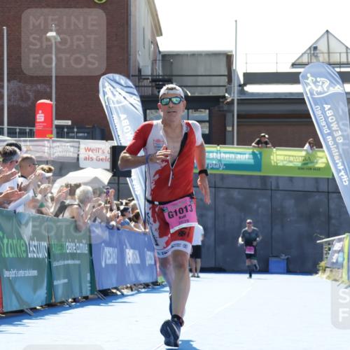 09.08.2026 - GEWOBA Citytriathlon Bremen Yannick Fuchs http://msf.ph/oto/9944812 09.08.2026 14:20:29 Ziel 998, 1013, 1013 meine-sportfotos.de
