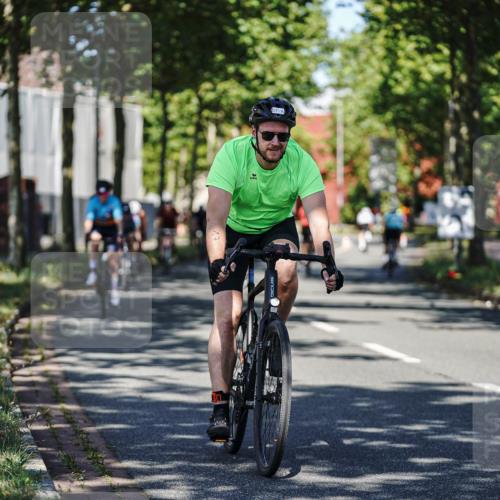 09.08.2026 - GEWOBA Citytriathlon Bremen Michael Burmester http://msf.ph/oto/9944825 09.08.2026 10:35:50 Radfahren 17, 29, 37, 43, 89, 107, 109, 119, 123, 141, 151, 167, 181, 201, 217, 241, 423, 462, 471, 494, 509 meine-sportfotos.de