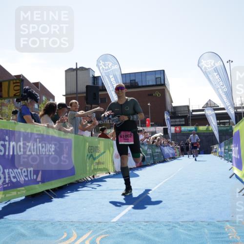 09.08.2026 - GEWOBA Citytriathlon Bremen Yannick Fuchs http://msf.ph/oto/9944849 09.08.2026 14:20:38 Ziel 582, 1002, 1002 meine-sportfotos.de