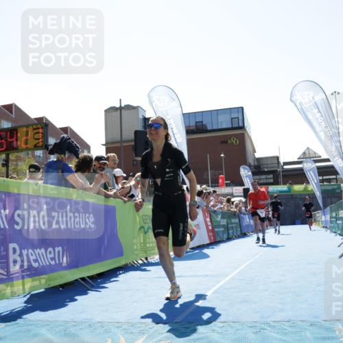 09.08.2026 - GEWOBA Citytriathlon Bremen Yannick Fuchs http://msf.ph/oto/9944874 09.08.2026 14:20:44 Ziel 582, 994, 1002, 1002, 1154 meine-sportfotos.de