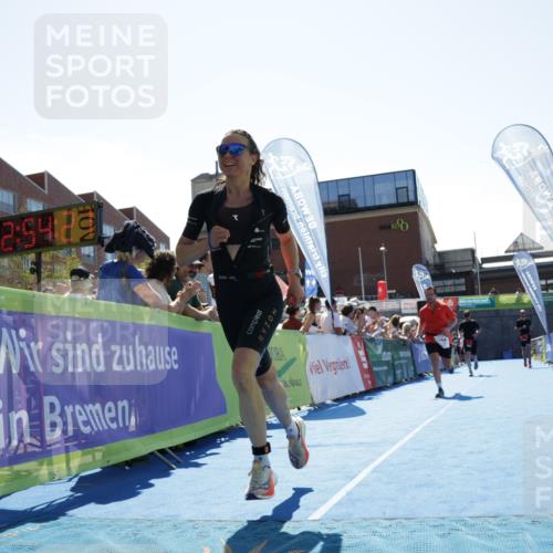 09.08.2026 - GEWOBA Citytriathlon Bremen Yannick Fuchs http://msf.ph/oto/9944875 09.08.2026 14:20:44 Ziel 582, 994, 1002, 1002, 1154 meine-sportfotos.de