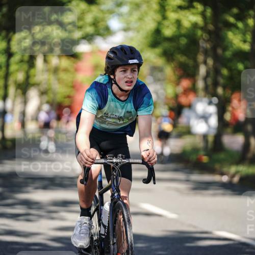 09.08.2026 - GEWOBA Citytriathlon Bremen Michael Burmester http://msf.ph/oto/9944917 09.08.2026 10:36:29 Radfahren 19, 21, 135, 139, 163, 179, 211, 223, 233 meine-sportfotos.de