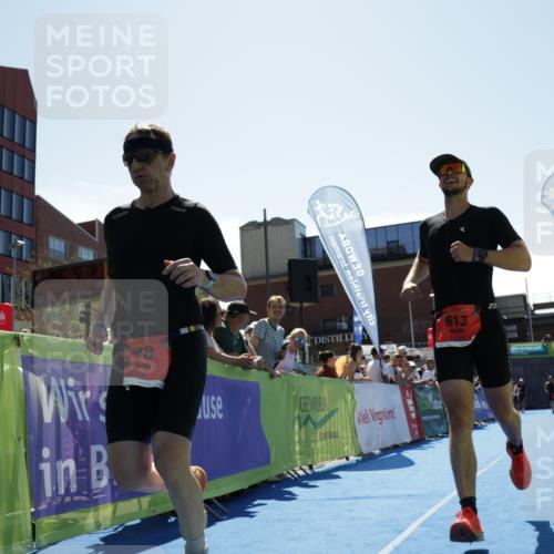 09.08.2026 - GEWOBA Citytriathlon Bremen Yannick Fuchs http://msf.ph/oto/9944918 09.08.2026 14:20:50 Ziel 613, 848, 1154 meine-sportfotos.de
