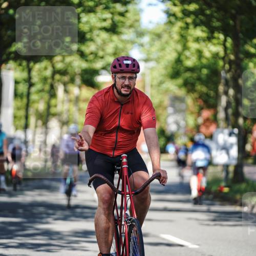 09.08.2026 - GEWOBA Citytriathlon Bremen Michael Burmester http://msf.ph/oto/9944925 09.08.2026 10:36:32 Radfahren 19, 21, 135, 139, 163, 179, 191, 211, 223, 225, 233, 426 meine-sportfotos.de