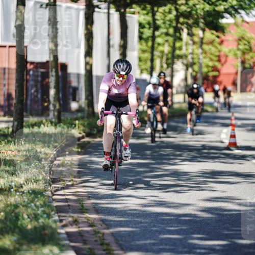09.08.2026 - GEWOBA Citytriathlon Bremen Michael Burmester http://msf.ph/oto/9944950 09.08.2026 10:36:37 Radfahren 19, 21, 41, 67, 135, 157, 163, 179, 191, 211, 223, 225, 281, 349, 426 meine-sportfotos.de