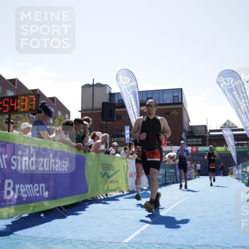 09.08.2026 - GEWOBA Citytriathlon Bremen Yannick Fuchs http://msf.ph/oto/9944955 09.08.2026 14:20:59 Ziel 615, 686, 806, 809, 935 meine-sportfotos.de