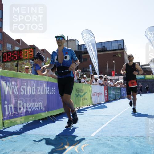 09.08.2026 - GEWOBA Citytriathlon Bremen Yannick Fuchs http://msf.ph/oto/9944969 09.08.2026 14:21:02 Ziel 615, 686, 806, 809, 935 meine-sportfotos.de