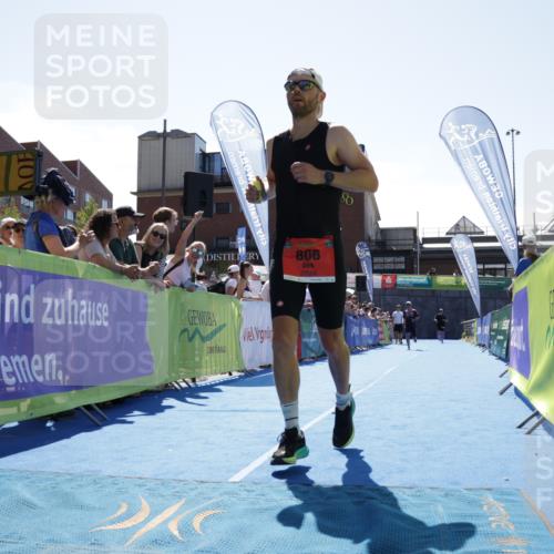 09.08.2026 - GEWOBA Citytriathlon Bremen Yannick Fuchs http://msf.ph/oto/9944972 09.08.2026 14:21:02 Ziel 615, 686, 806, 809, 935 meine-sportfotos.de