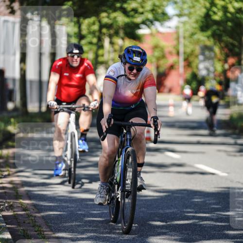 09.08.2026 - GEWOBA Citytriathlon Bremen Michael Burmester http://msf.ph/oto/9944973 09.08.2026 10:36:42 Radfahren 19, 41, 67, 93, 157, 163, 191, 223, 225, 235, 281, 349, 426, 491 meine-sportfotos.de