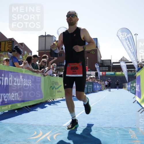 09.08.2026 - GEWOBA Citytriathlon Bremen Yannick Fuchs http://msf.ph/oto/9944974 09.08.2026 14:21:03 Ziel 615, 686, 806, 809, 935 meine-sportfotos.de