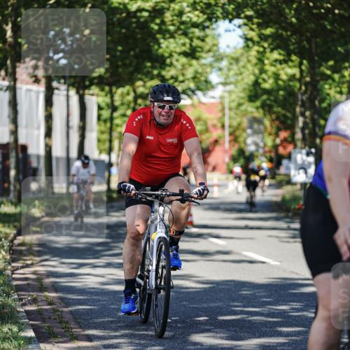 09.08.2026 - GEWOBA Citytriathlon Bremen Michael Burmester http://msf.ph/oto/9944975 09.08.2026 10:36:43 Radfahren 19, 41, 67, 93, 157, 163, 191, 223, 225, 235, 281, 349, 426, 491 meine-sportfotos.de