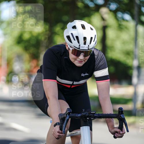 09.08.2026 - GEWOBA Citytriathlon Bremen Michael Burmester http://msf.ph/oto/9944986 09.08.2026 10:36:47 Radfahren 19, 33, 41, 67, 93, 111, 157, 191, 225, 235, 247, 281, 349, 426, 491 meine-sportfotos.de