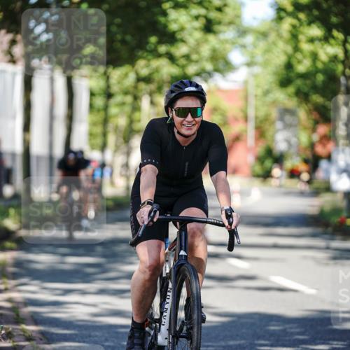 09.08.2026 - GEWOBA Citytriathlon Bremen Michael Burmester http://msf.ph/oto/9944989 09.08.2026 10:36:50 Radfahren 13, 33, 41, 67, 93, 111, 157, 191, 225, 235, 247, 281, 349, 426, 491 meine-sportfotos.de