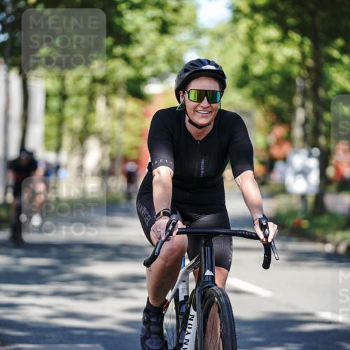 09.08.2026 - GEWOBA Citytriathlon Bremen Michael Burmester http://msf.ph/oto/9944993 09.08.2026 10:36:50 Radfahren 13, 33, 41, 67, 93, 111, 157, 191, 225, 235, 247, 281, 349, 426, 491 meine-sportfotos.de