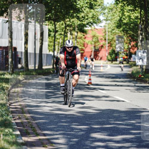 09.08.2026 - GEWOBA Citytriathlon Bremen Michael Burmester http://msf.ph/oto/9945013 09.08.2026 10:36:56 Radfahren 13, 31, 33, 67, 85, 93, 111, 157, 205, 235, 247, 349, 491 meine-sportfotos.de