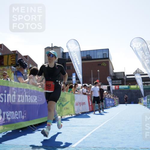 09.08.2026 - GEWOBA Citytriathlon Bremen Yannick Fuchs http://msf.ph/oto/9945023 09.08.2026 14:21:17 Ziel 719, 942 meine-sportfotos.de