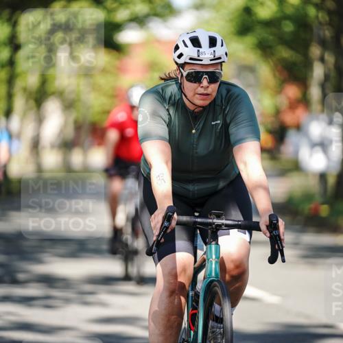 09.08.2026 - GEWOBA Citytriathlon Bremen Michael Burmester http://msf.ph/oto/9945028 09.08.2026 10:37:02 Radfahren 13, 31, 33, 55, 85, 111, 155, 205, 235, 247 meine-sportfotos.de