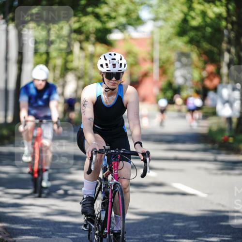 09.08.2026 - GEWOBA Citytriathlon Bremen Michael Burmester http://msf.ph/oto/9945052 09.08.2026 10:37:15 Radfahren 31, 53, 55, 61, 113, 155, 287, 451, 459 meine-sportfotos.de