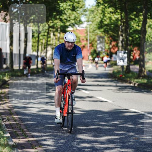 09.08.2026 - GEWOBA Citytriathlon Bremen Michael Burmester http://msf.ph/oto/9945054 09.08.2026 10:37:16 Radfahren 53, 55, 61, 113, 155, 287, 451, 459 meine-sportfotos.de