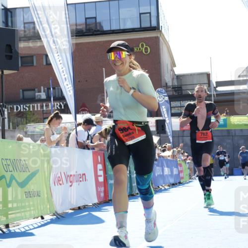 09.08.2026 - GEWOBA Citytriathlon Bremen Yannick Fuchs http://msf.ph/oto/9945084 09.08.2026 14:21:47 Ziel 792, 823, 981 meine-sportfotos.de