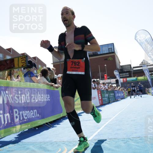 09.08.2026 - GEWOBA Citytriathlon Bremen Yannick Fuchs http://msf.ph/oto/9945095 09.08.2026 14:21:50 Ziel 792, 823, 981, 1133 meine-sportfotos.de