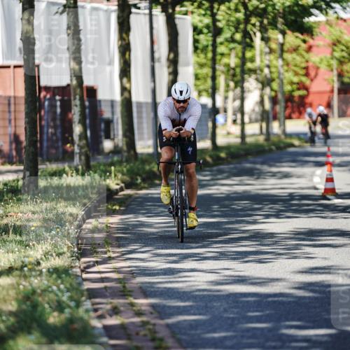 09.08.2026 - GEWOBA Citytriathlon Bremen Michael Burmester http://msf.ph/oto/9945102 09.08.2026 10:37:43 Radfahren 185, 387, 434 meine-sportfotos.de