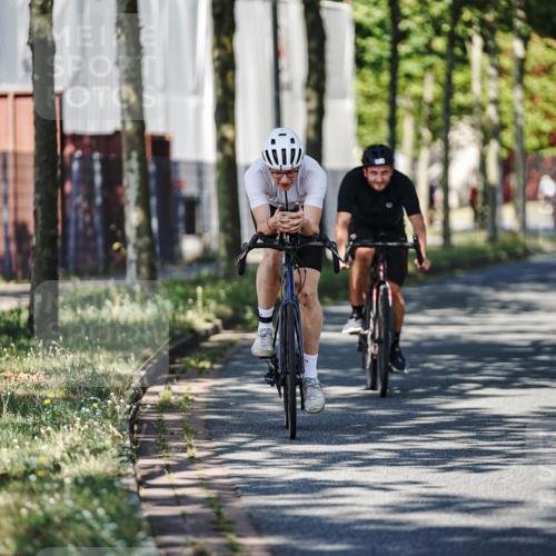 09.08.2026 - GEWOBA Citytriathlon Bremen Michael Burmester http://msf.ph/oto/9945106 09.08.2026 10:37:50 Radfahren 45, 229, 237, 387 meine-sportfotos.de