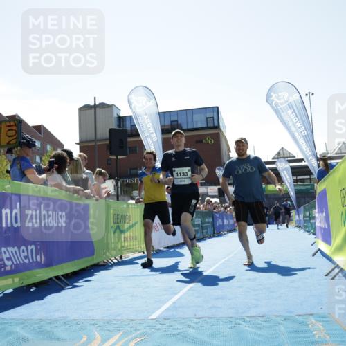 09.08.2026 - GEWOBA Citytriathlon Bremen Yannick Fuchs http://msf.ph/oto/9945114 09.08.2026 14:21:53 Ziel 630, 792, 981, 1133 meine-sportfotos.de
