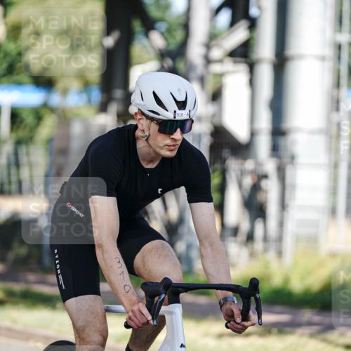 09.08.2026 - GEWOBA Citytriathlon Bremen Michael Burmester http://msf.ph/oto/9945130 09.08.2026 10:38:07 Radfahren 35, 75, 117, 149, 229, 310, 488 meine-sportfotos.de